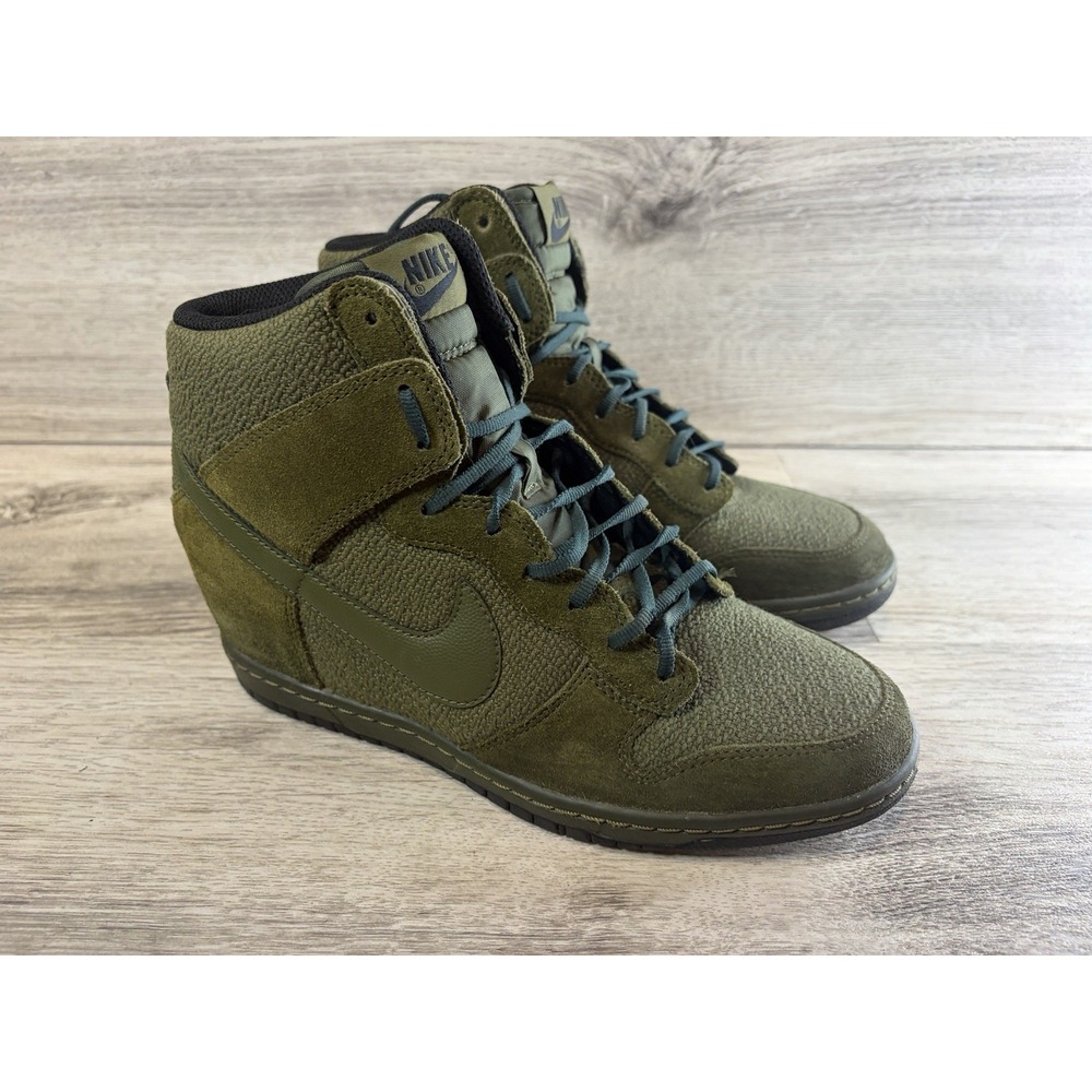 Nike Dunk Sky High Essential Rough Green Hidden Wedge Women's Size 8 RARE Shoes